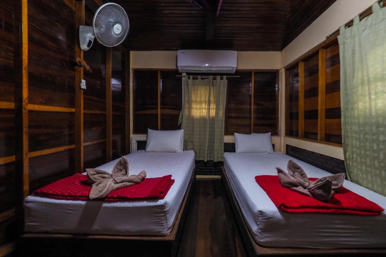 Ratmanee House Hotell Kanchanaburi City Exteriör bild