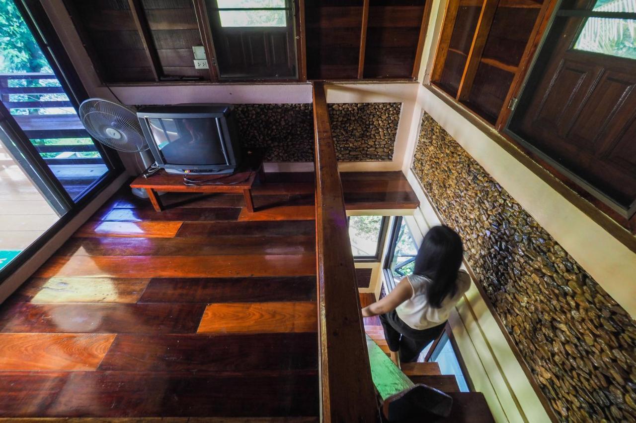 Ratmanee House Hotell Kanchanaburi City Exteriör bild