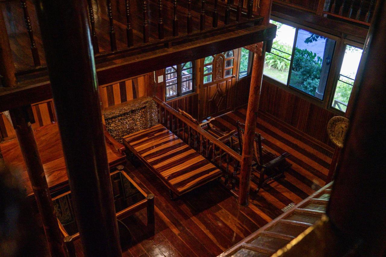 Ratmanee House Hotell Kanchanaburi City Exteriör bild